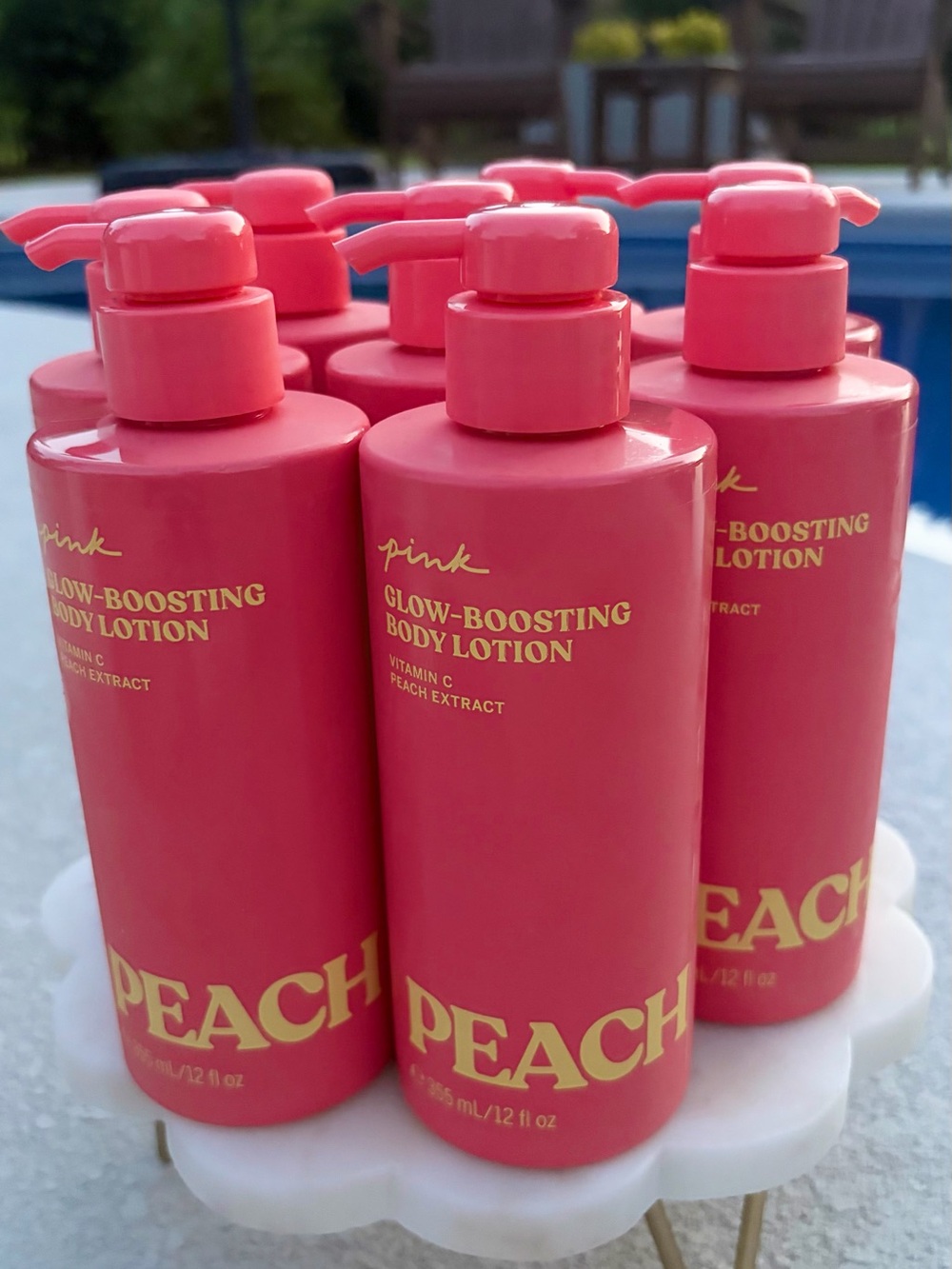 PINK Victoria’s Secret - 12oz PEACH - Glow Boosting Body Lotion - Picture 2 of 11